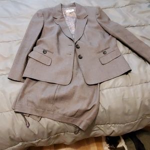 Gray pant suit